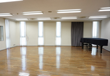 中ホール(アクア文化ホール)音楽室（面積80㎡）