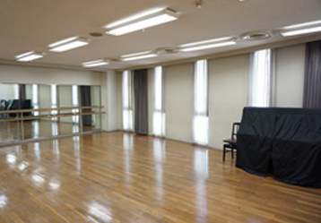 アクア文化ホール(中ホール)練習室（面積65㎡）